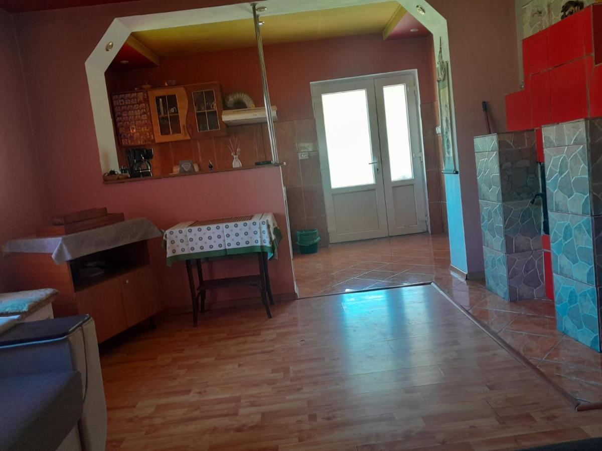 הוילה Brad  Casa De Relaxare מראה חיצוני תמונה