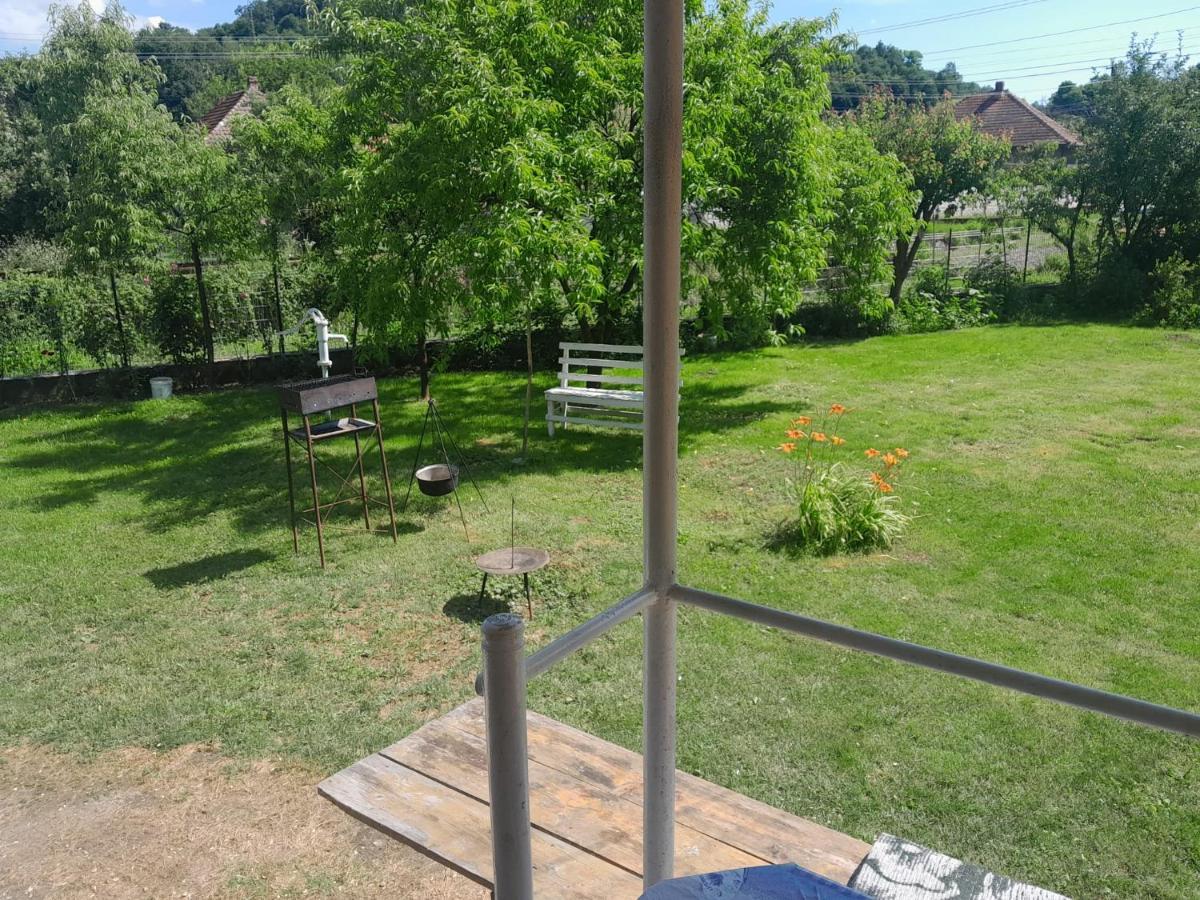 הוילה Brad  Casa De Relaxare מראה חיצוני תמונה